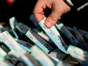 Yılbaşı büyük ikramiyesi ne kadar?