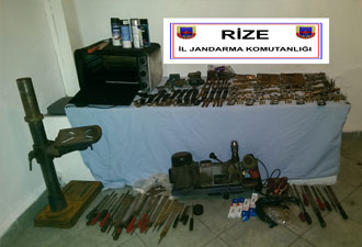 Kaçak silah imalathanesine baskın!