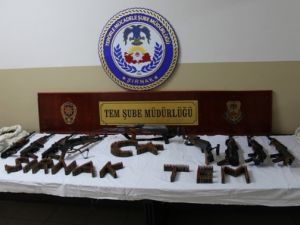 Kamyondan cephanelik çıktı!