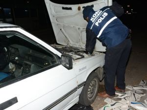 Otomobilin her yerinden sigara çıktı!