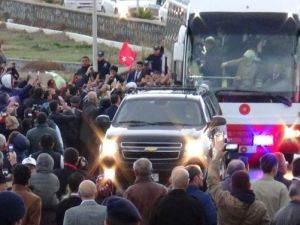 Erdoğan vatandaşlara satranç takımı dağıttı