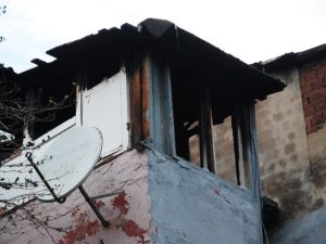 Savaş mağduru bebek yanarak can verdi