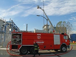 Kocaeli İtfaiyesinden Nefes Kesen Tatbikat