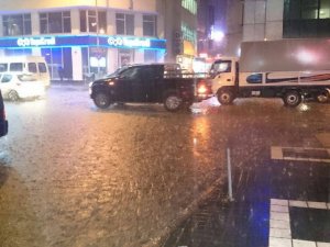 Trabzon'u dolu vurdu
