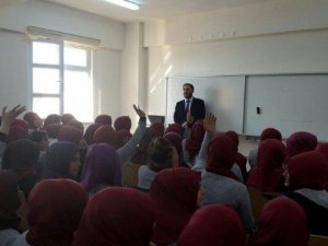 Müftü Karabayır İmam Hatip Lisesi’ni Ziyaret Etti