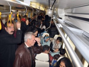 Trende mahsur kaldılar!