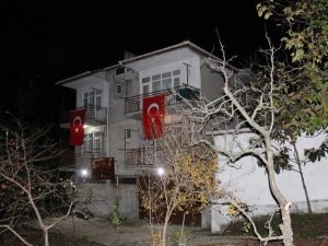 Hakkari’de Yaralanan Özel Harekat Polisi GATA’da Şehit Düştü