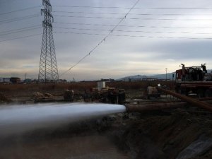 Üniversite Kampüsünde Sıcak Su Buldular