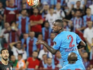 Douglas ilk 11’i zorluyor