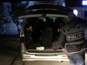 Polis bagajı açınca...