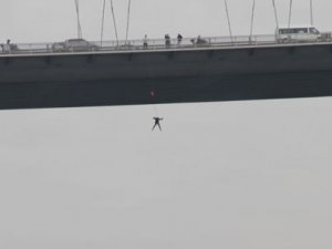 İstanbul Boğazı'nda çifte intihar şoku