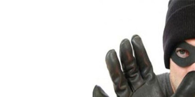 Piyango bileti çaldı kameralara yakalandı