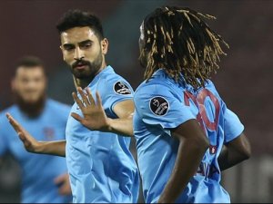 Trabzonspor''da Mehmet Ekici oynayacak mı ?