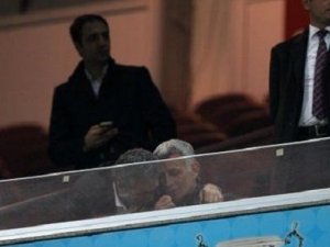 Hacıosmanoğlu yine ağladı!