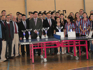 Trabzon'da masa tenisi müsabakaları sona erdi!