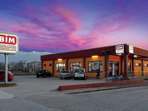 BİM 5 bin şubeye koşuyor