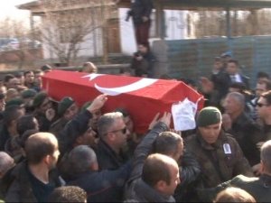 Şehit polis son yolculuğuna uğradı