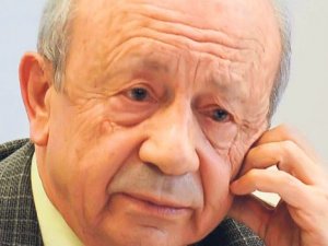 Trabzonlu eski bakanın acı günü