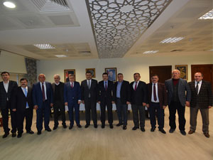 Karal'dan Başkan Genç'e ziyaret