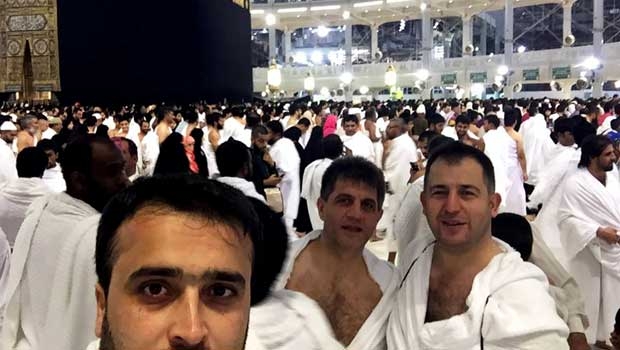 Kabe'de selfieye tepki