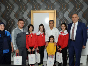 Trabzon'lu güreşçilerden büyük başarı!