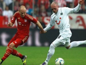 Bayern Münih Hannover'i devirdi