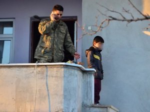 Oyun oynarken kardeş katili oldu!