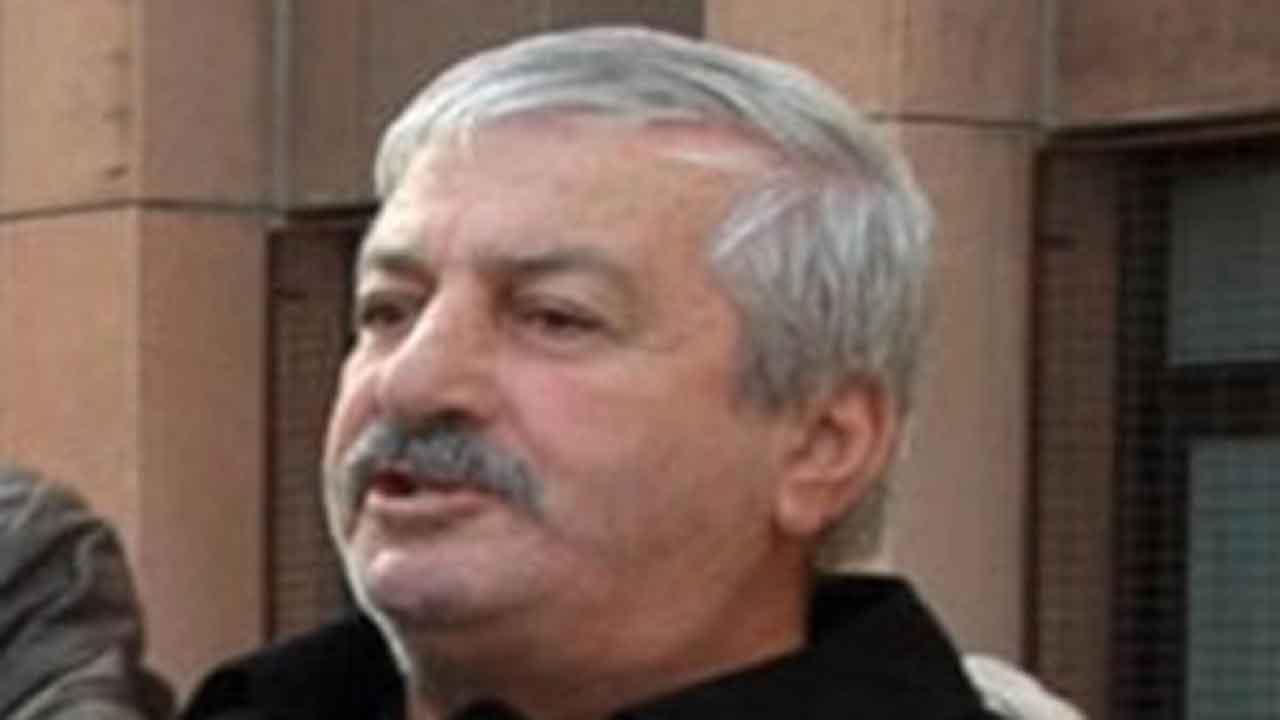 Oflu İsmail'in cenaze töreninde büyük kalabalık