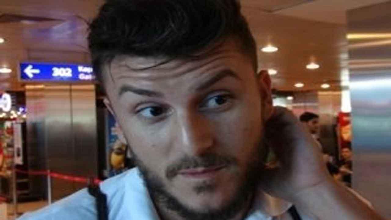 Trabzonsporlu futbolcu Umre'ye gitti