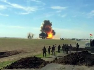 Peşmerge DEAŞ aracını havaya böyle uçurdu