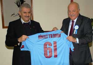 Binali Yıldırım'dan TS'ye ziyaret