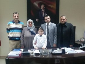 8 Yaşındaki çocuğun beyninden kırıklar çıkarıldı!