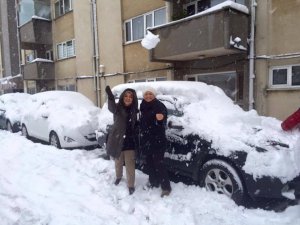 Çocuklar gibi eğlendi...