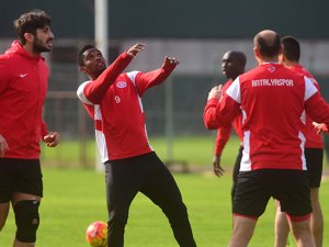 Mourinho'nun yardımcısı Süper Lig'e geliyor