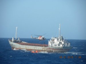 Uyuşturucu gemisine böyle operasyon yapıldı