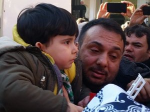 Bu bakış yürekleri burktu