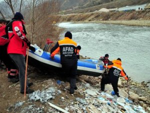Kayıp çocukla için umut kesilmedi