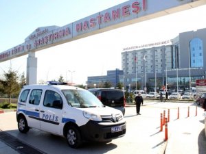 Hastane kantinine saldırı: 2 yaralı