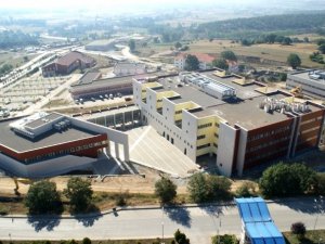 O bildiriye imza atan 3 akademisyene soruşturma