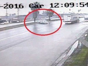 Anne ve oğlunun öldüğü kaza kamerada