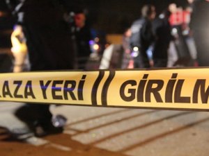 Genç öğretmen evinde ölü bulundu