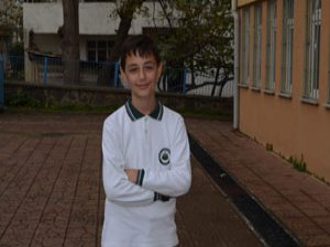 Trabzonlu öğrenci tarih yazdı