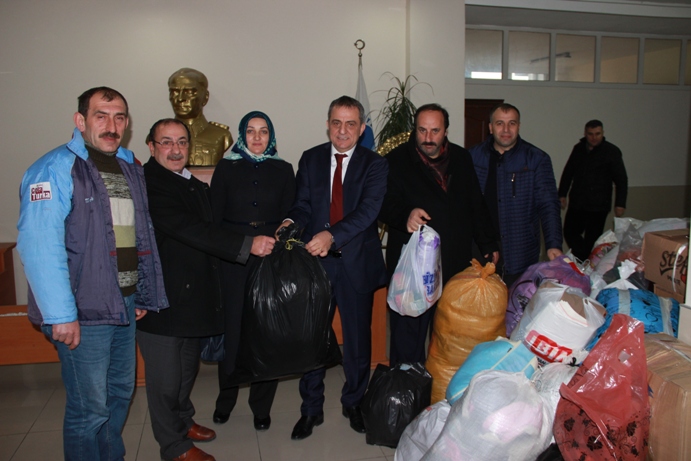 Yomra’dan Türkmen kardeşlere yardım