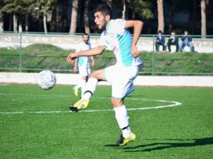 Genç futbolcu kaza kurbanı