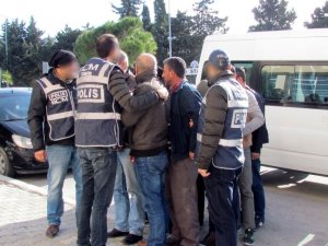 İnsan kaçakçılarına operasyon: 12 tutuklama