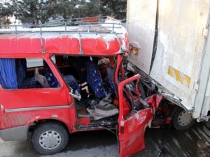 Bu minibüsten sağ çıktı