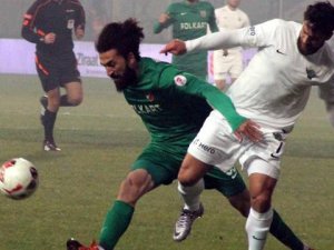 Karşıyaka Akhisar Belediyespor'u devirdi