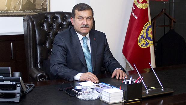 İzmir Emniyet müdürü "Küfür edin kapatın"