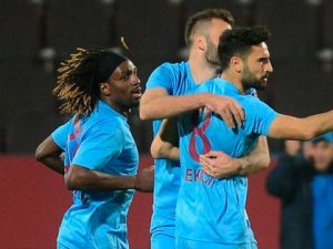 Trabzonspor'da Mehmet Ekici Şoku: Yıldız Futbolcu En Az Bir Ay Yok