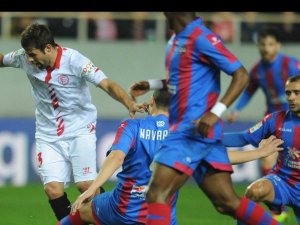 Sevilla Levante'yi de devirdi
